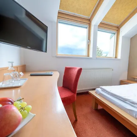 Klaus Im Weinviertel فولكيرسدورف