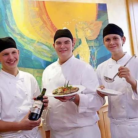 Klaus Im Weinviertel 4*